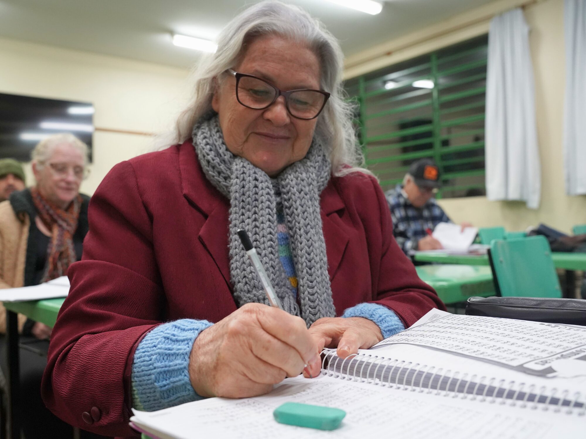 EJA possibilita retomada dos estudos para jovens, adultos e idosos (crédito Bruna Bernardo)